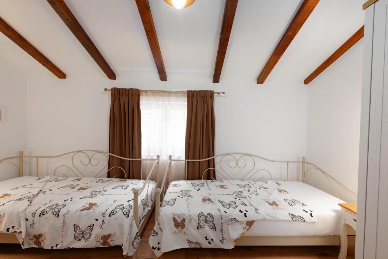 Kuca Za Odmor Villa Jurdani Luaran gambar