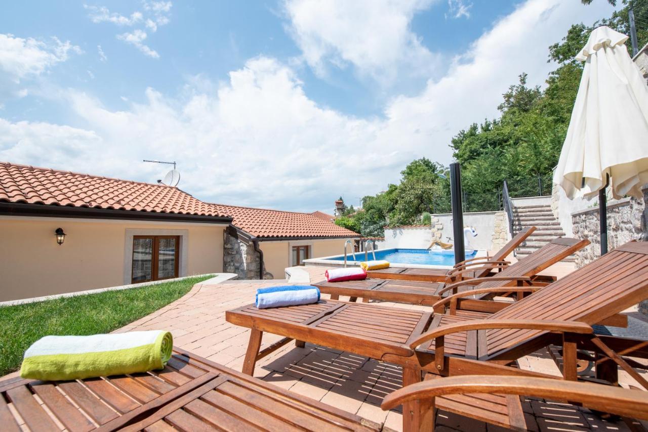 Kuca Za Odmor Villa Jurdani Luaran gambar